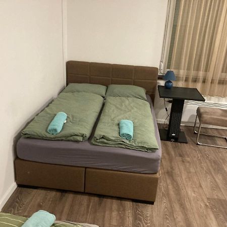 Roland Apartment Zuglo 2 บูดาเปสต์ ภายนอก รูปภาพ